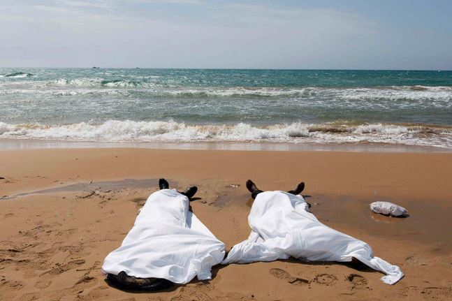 بين تونس وليبيا : جثث تطفو في المياه الإقليميّة 